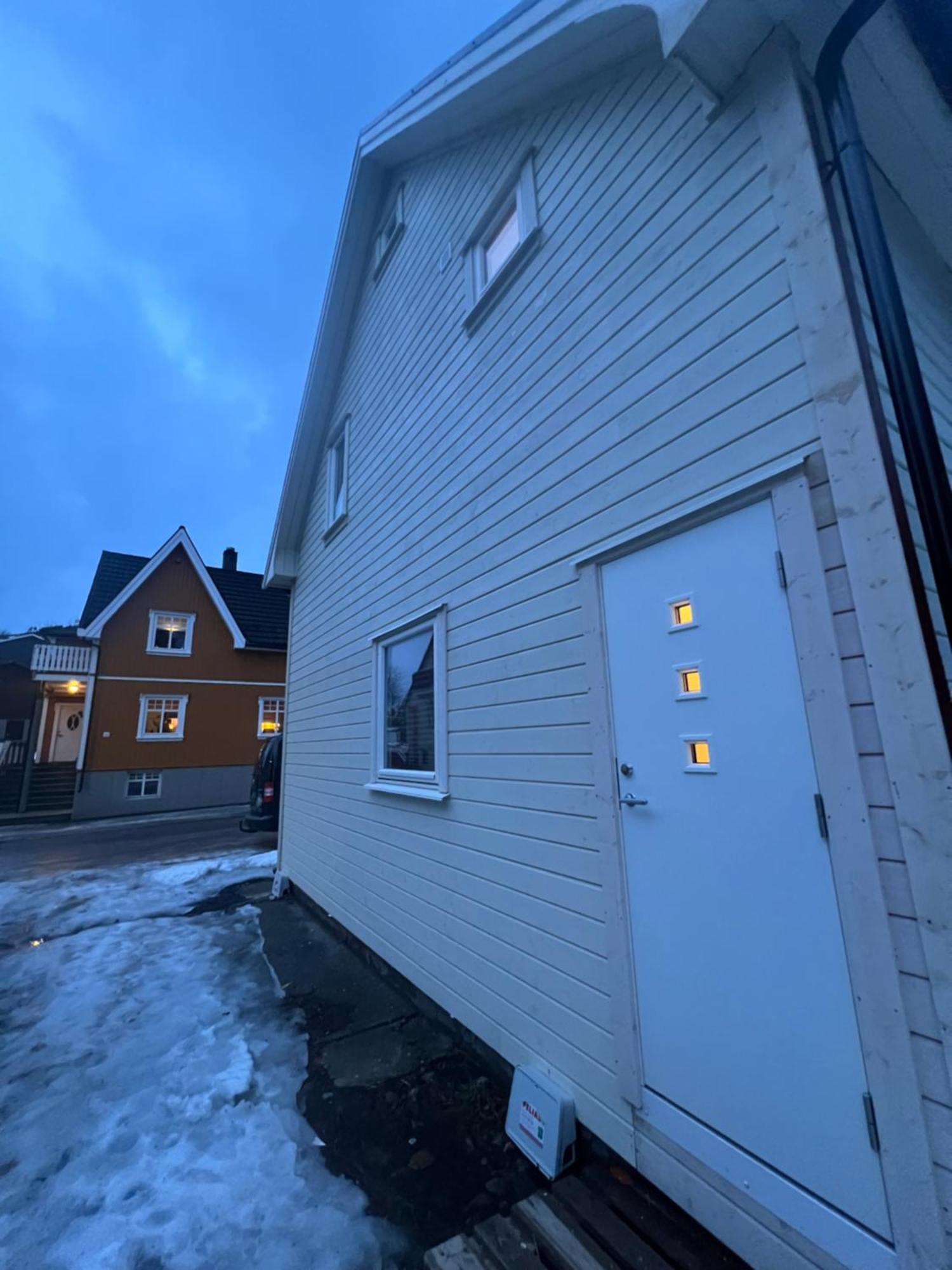 Central Apartment In Svolvær Eksteriør bilde